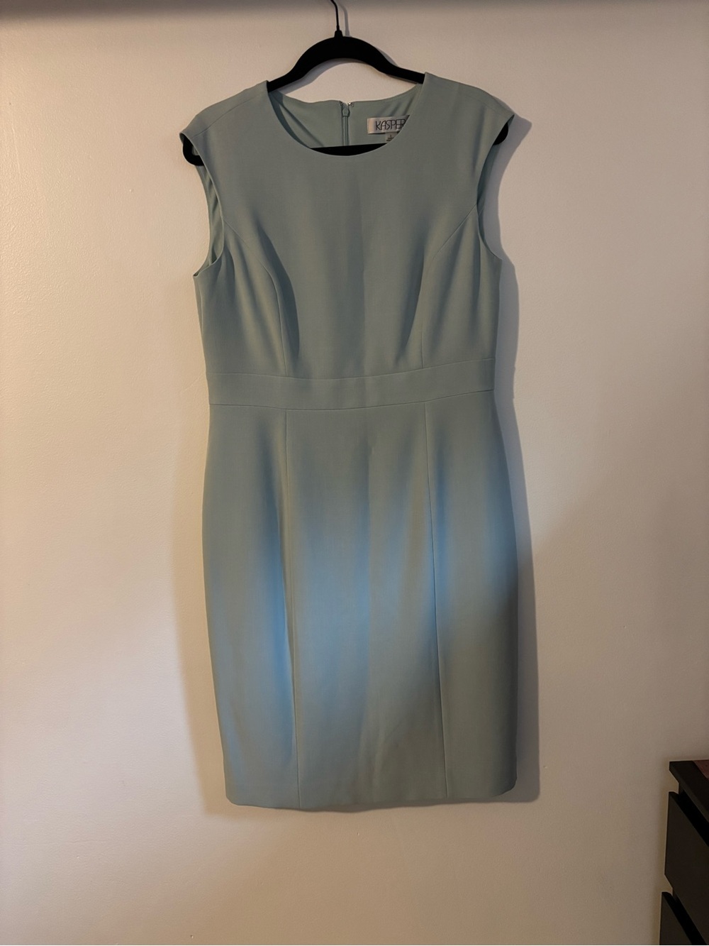 Kasper Sleeveless Sheath Dress in Mint GreenNWT size8 sea Glass